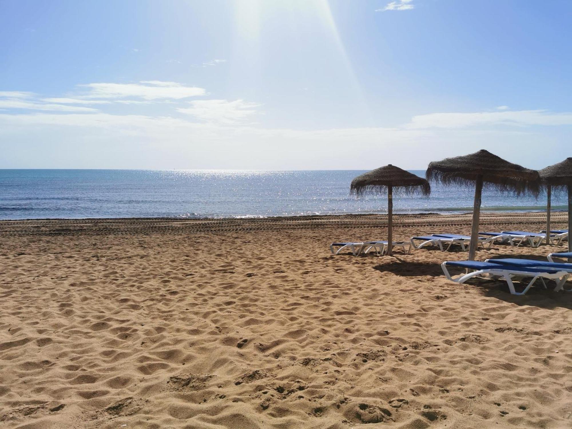 Holiday La Mata Екстер'єр фото